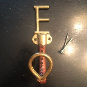 Anthropologie Equestrian monogram hook - letter E